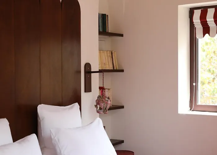 Les Chambres de la Relève